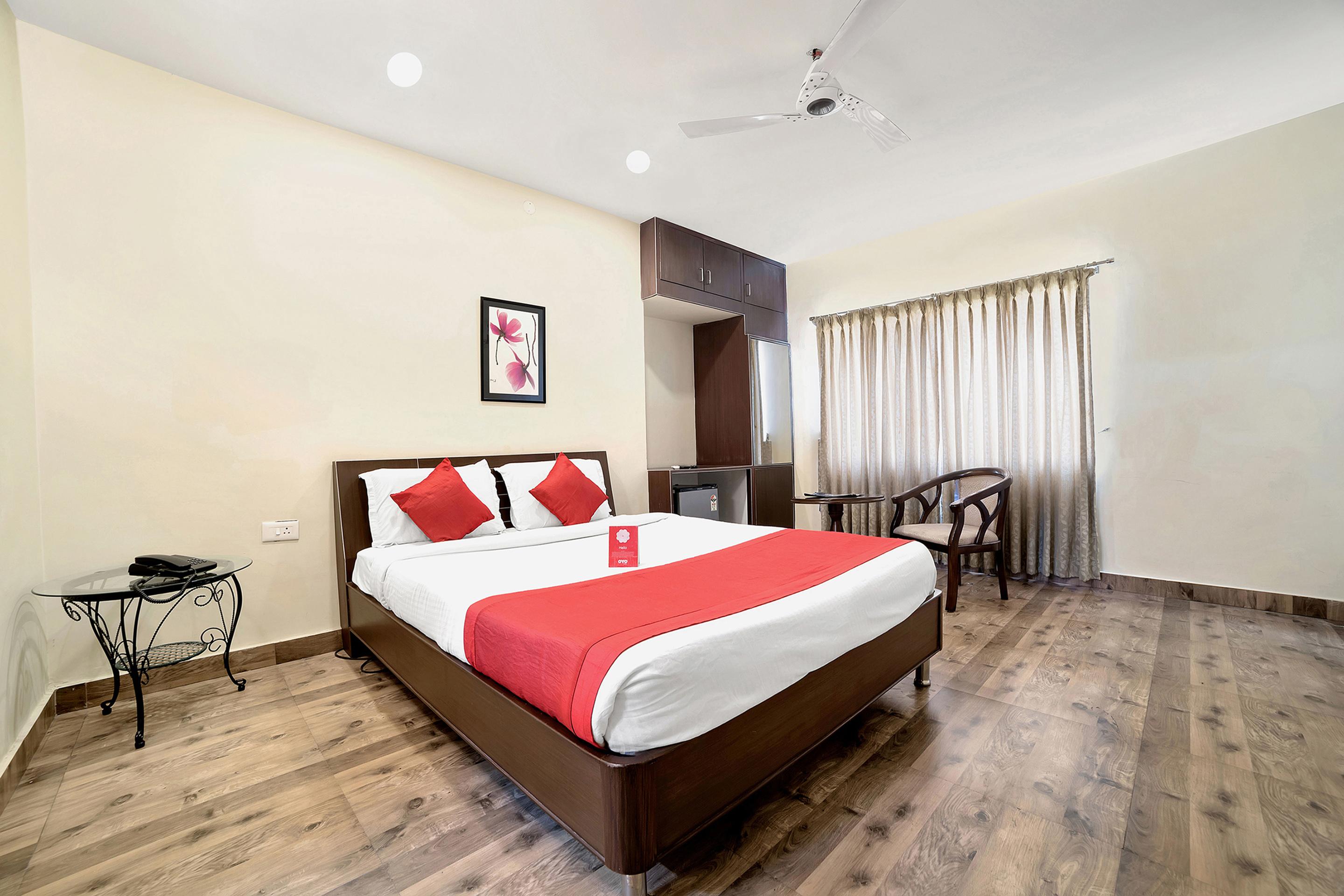 Oyo 674 Apartment Hotel Manar Luxury Suites Hyderabad Esterno foto