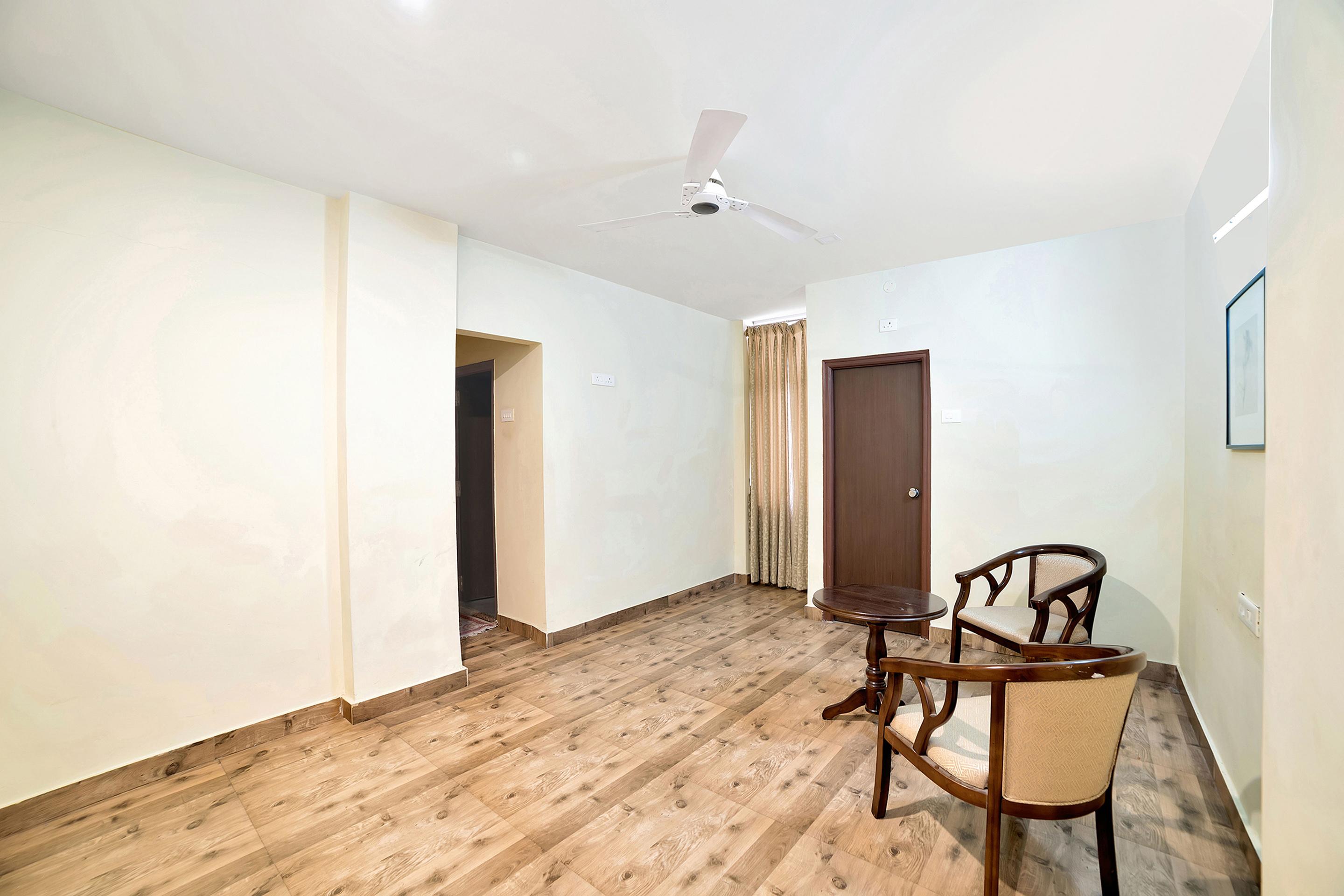 Oyo 674 Apartment Hotel Manar Luxury Suites Hyderabad Esterno foto