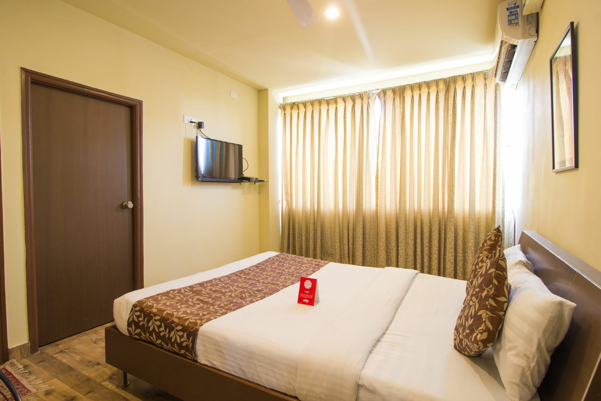 Oyo 674 Apartment Hotel Manar Luxury Suites Hyderabad Esterno foto